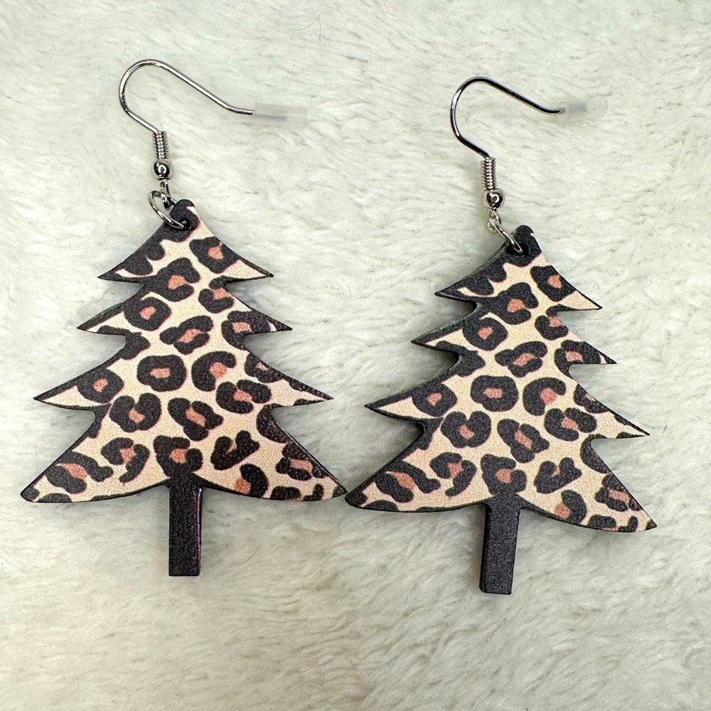 Christmas Tree leopard Earrings